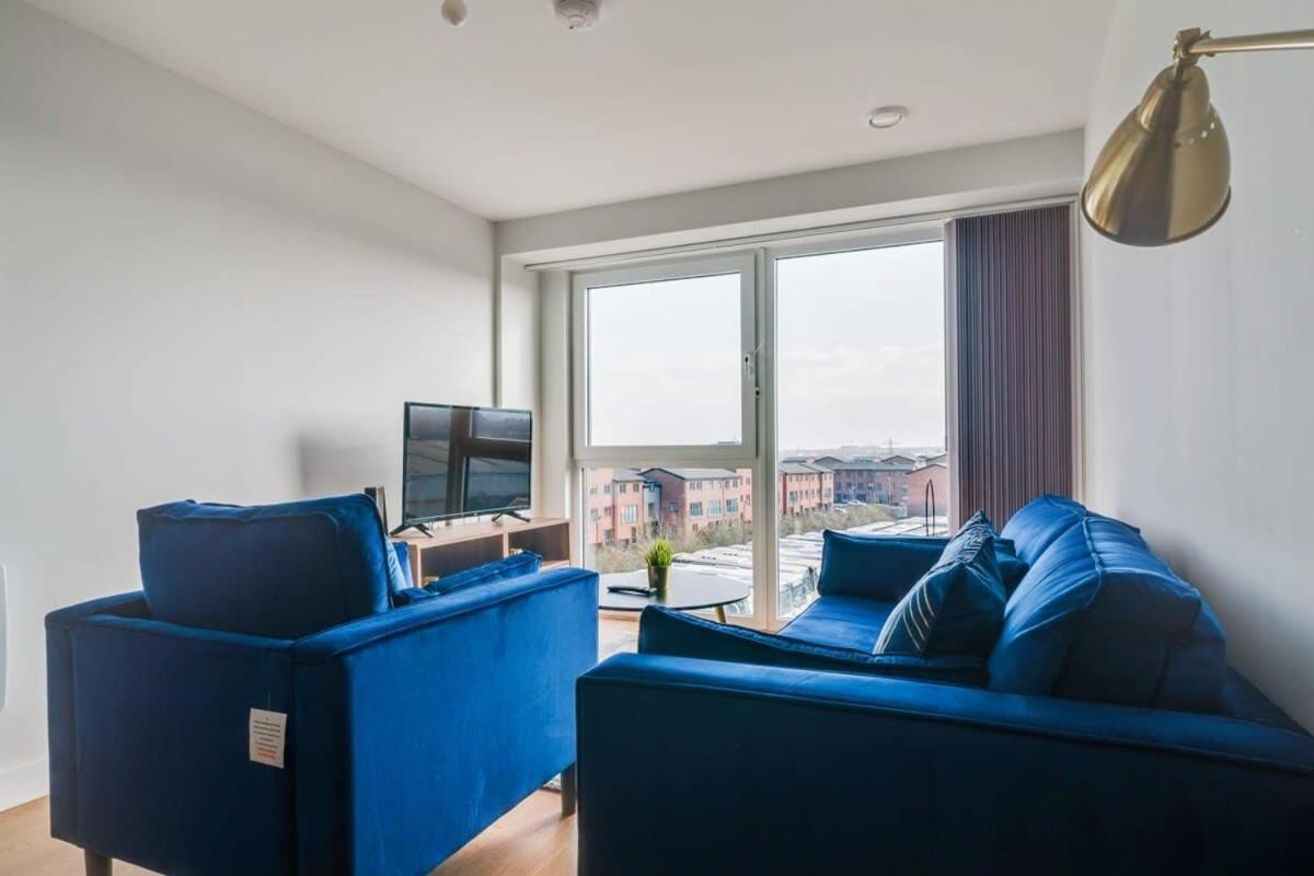 Lovely Riverside 2 Bed Apartment Лидс Экстерьер фото